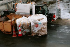 How to Tidy Up Fast: Smart Trash Removal in Athens, Ga for Homes and Businesses